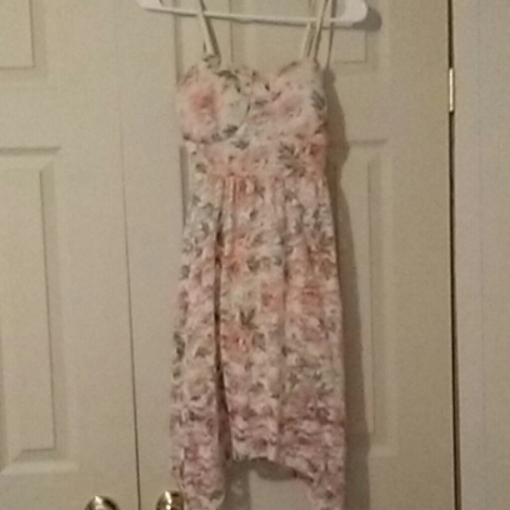 Floral backless dress